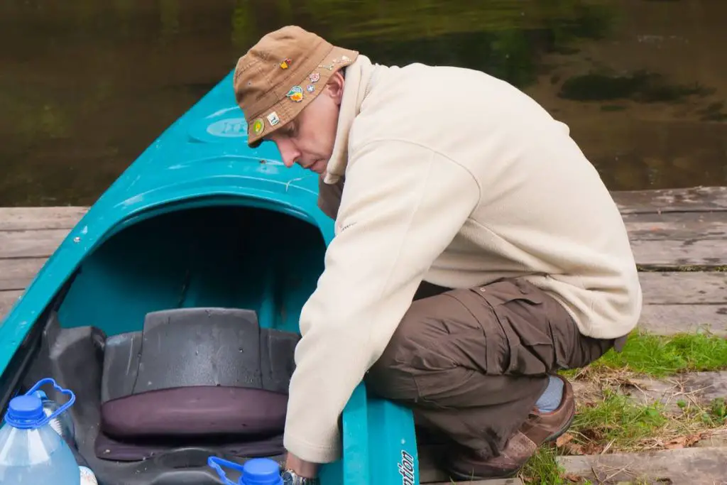 you should rinse your kayak